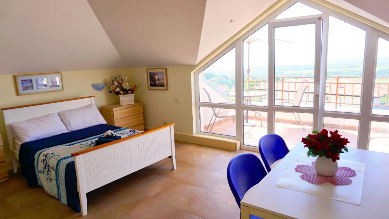 Вила Сънрайз - Villa Sunrise Varna Exterior foto